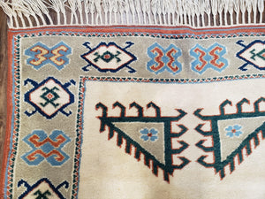 Vintage Turkish Rug 4x6, Beige Red Gray Carpet, Caucasian Design, Tribal Rug, Hand-Knotted, Boho Rug, Bohemian Home Decor