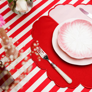 DUALITY PINK RED SCALLOPED FABRIC PLACEMAT (Set Of 4)