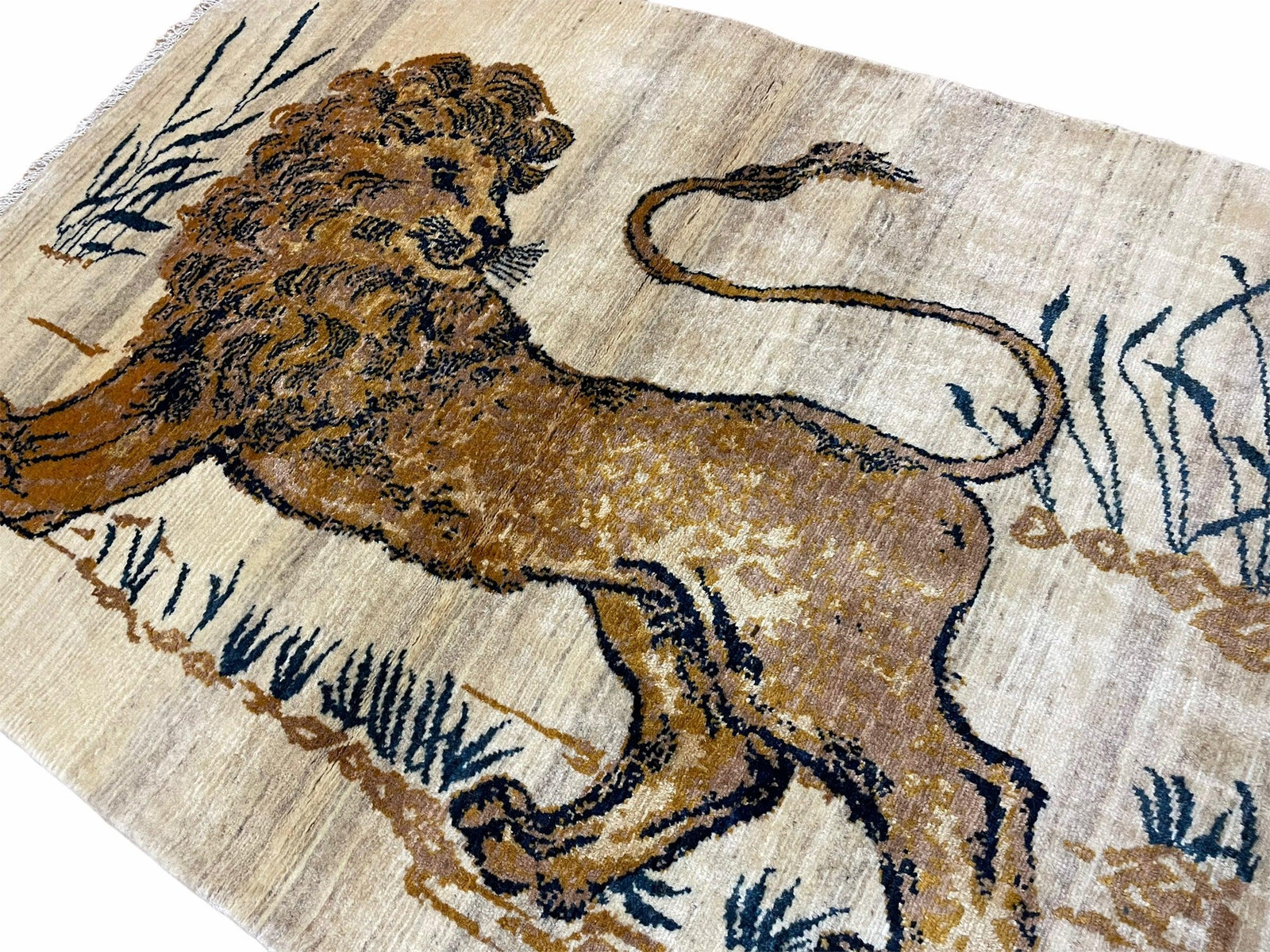 3.5 X 4 Handmade Hand-Knotted New Vintage Rug Quality Wool Lion Organic Dyes