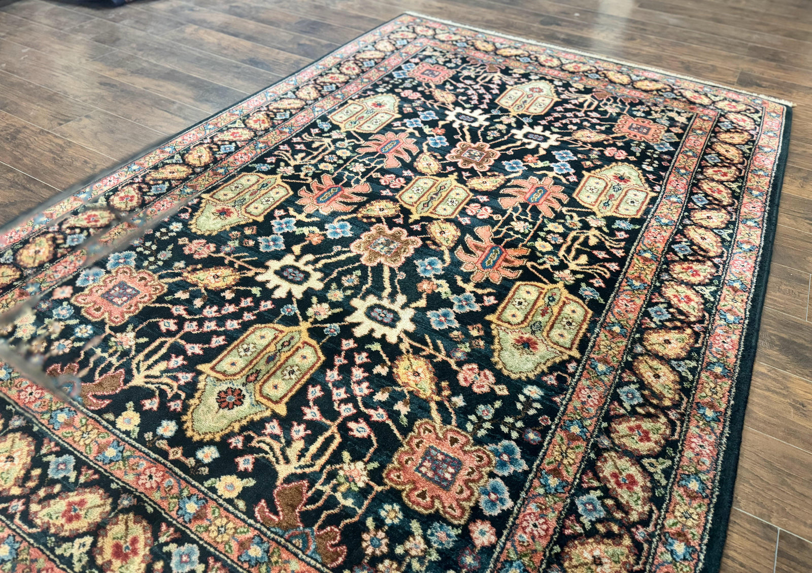 Karastan Rug 5.9 x 8.6, Chahar Mahal #604, Wool Vintage Discontinued Karastan Carpet