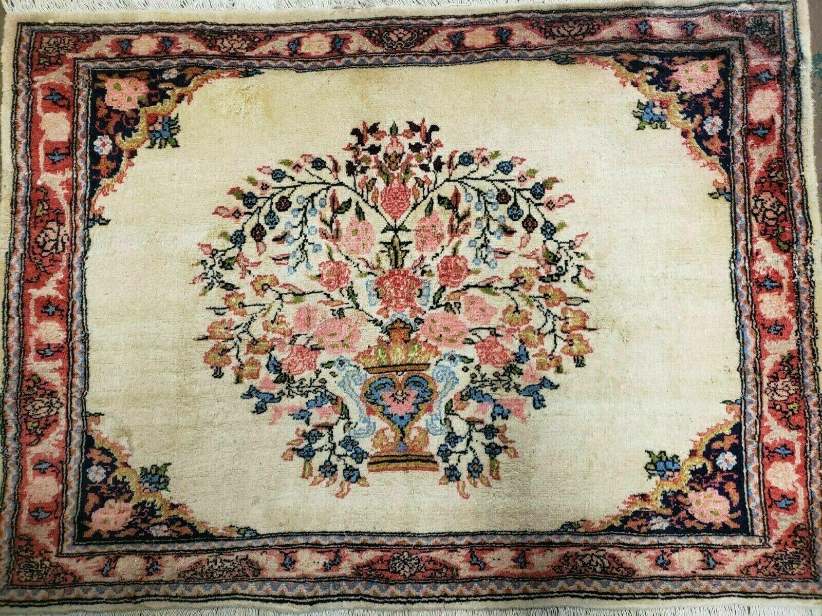 2' 7" X 3' 6" Antique Rug Hand Knotted Pictorial Wool Oriental Flowers