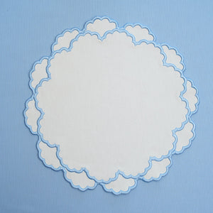 CRESSIDA BLUE & WHITE SCALLOPED FABRIC PLACEMAT (Set Of 4)