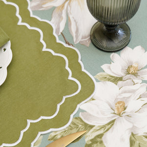 ELARA GREEN RECTANGLE FABRIC PLACEMAT & NAPKIN SET (Set Of 4)