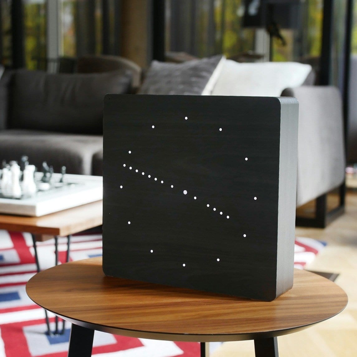 Gray digital analogue clock.