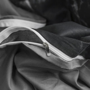 White zipper used in Elizabeth Nordic Duvet Cover Set.