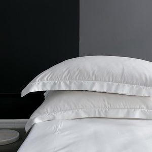 White pillow covers in white color. Pillow covers do not come with filling.
