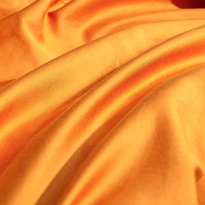 otto orange sheets  that belongs to the otto duvet cover set