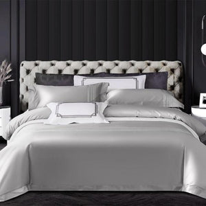 Evelyn 1000TC duvet cover set, made of Egyptian Cotton featuring long staple in silver color.